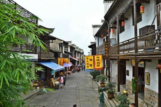 湖南旅游打卡景点_湖南打卡地方推荐有哪些景点好玩_湖南必打卡的地方
